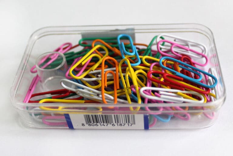 Attchments Paper Clips